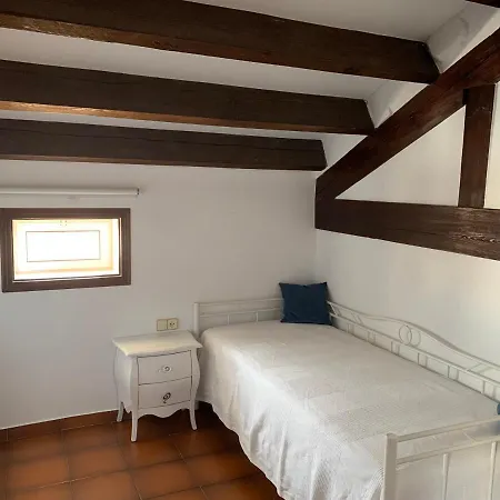 Cal Negre Apartment *